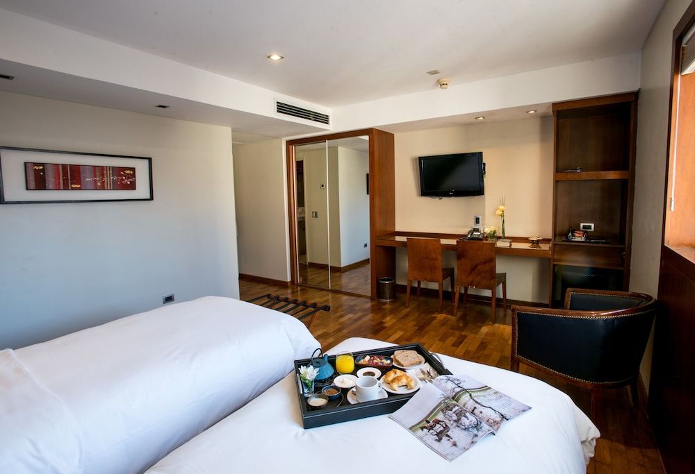 Windsor Hotel And Tower Superior Room, 2 Twin Beds (Superior Twin) 2