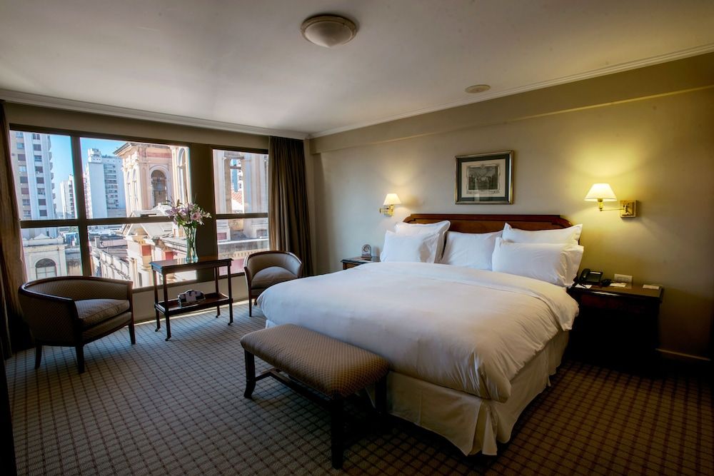 Windsor Hotel And Tower Superior Room, 1 King Bed (Superior Matrimonial) 4