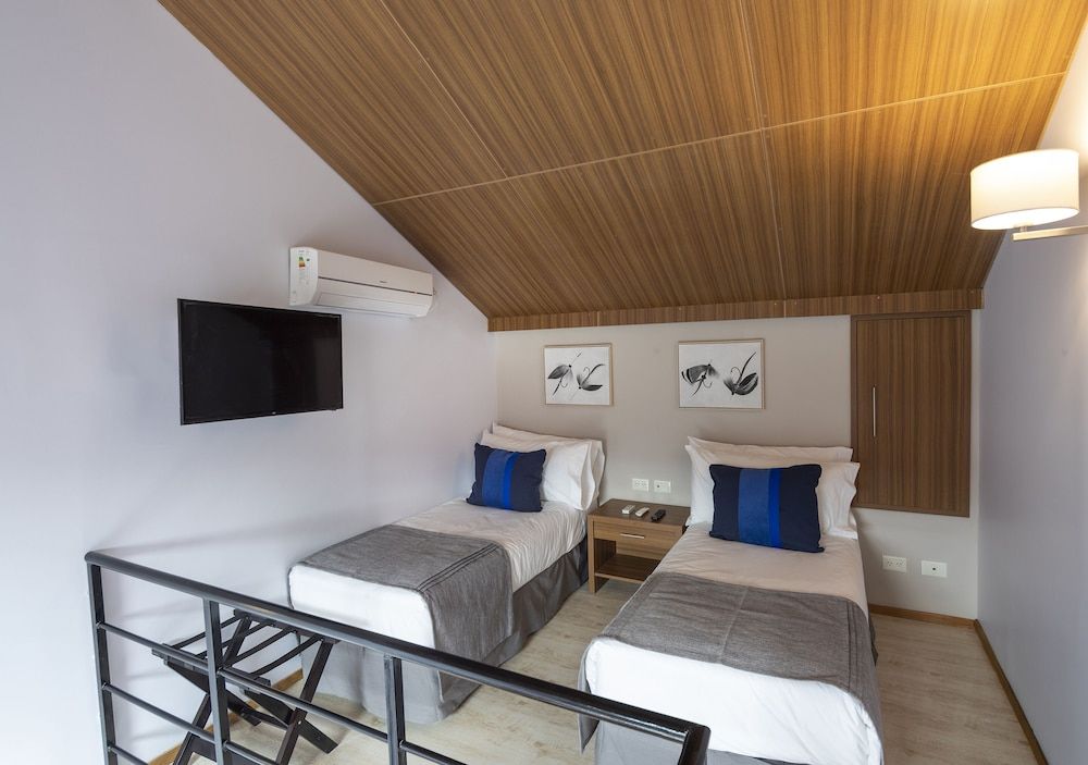 Hotel Alto Traful Deluxe Suite 4