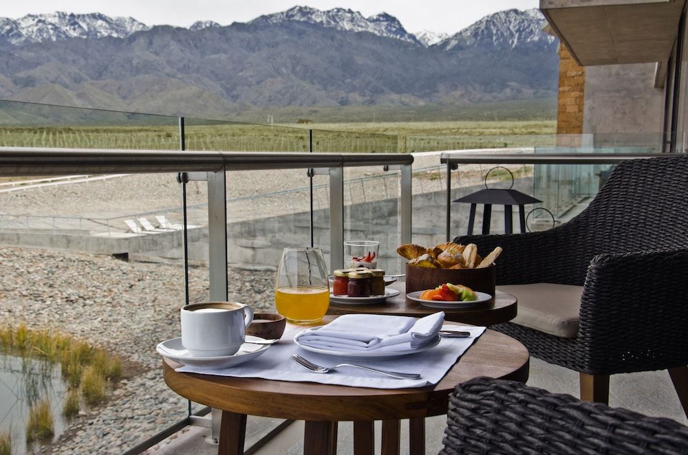 Casa de Uco Vineyards & Wine Hotel Suite (Laguna) 4