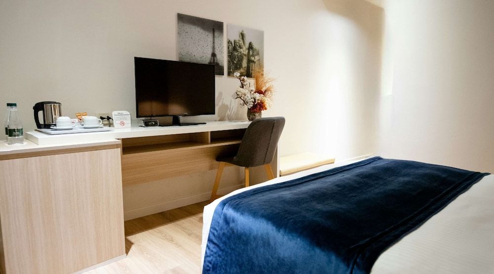 Best Western Premier Ark Hotel Comfort Room, 1 Double Bed, Non Smoking 5