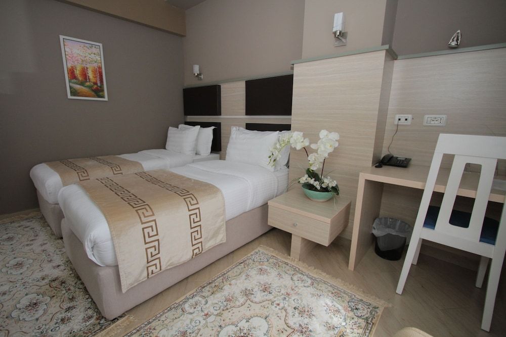 Capital Tirana Hotel Twin Room 3