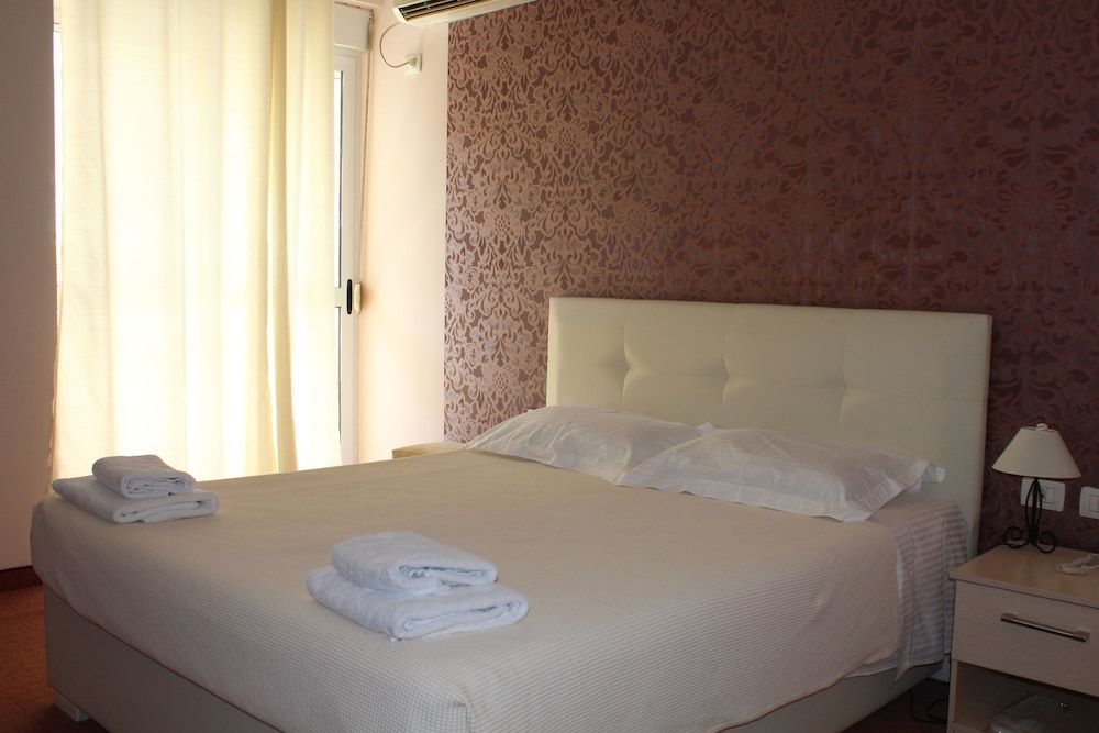 Signature Idea Hotel Standard Double Room, 1 Double Bed, City View 7