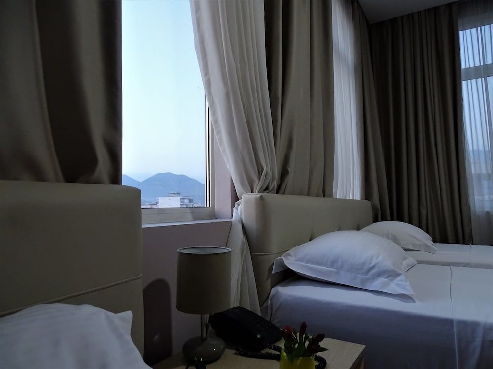 undefined Signature Idea Hotel 2
