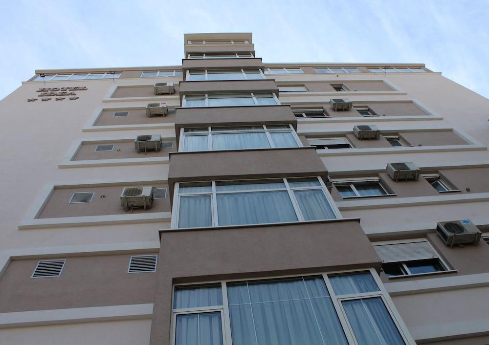 undefined Signature Idea Hotel 7