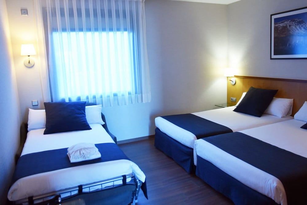 Triple Room, 2 adults and 1 child