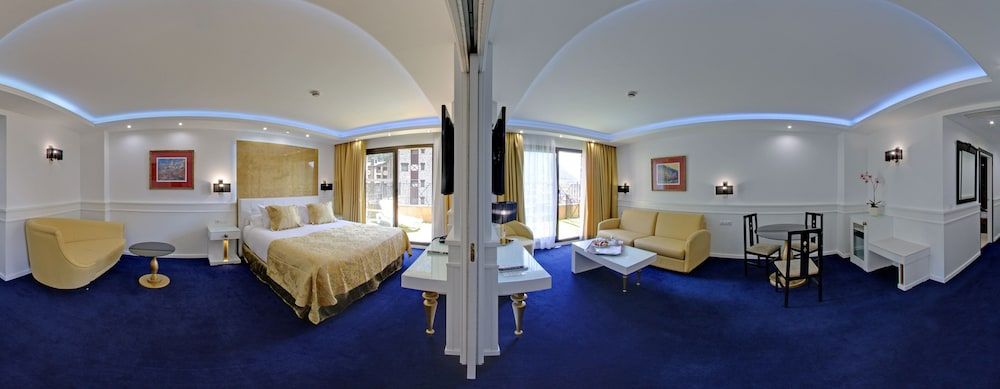 Hotel Spa Princesa Parc Excellence Royal Suite, 1 Queen Bed with Sofa bed, Valley View 9