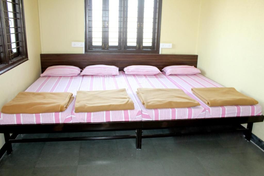 Deluxe Quadruple Non AC Room