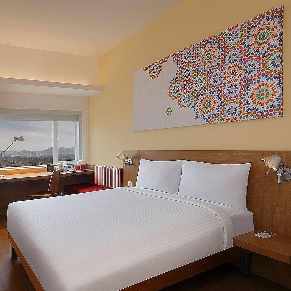 Standard Room, 1 Queen Bed