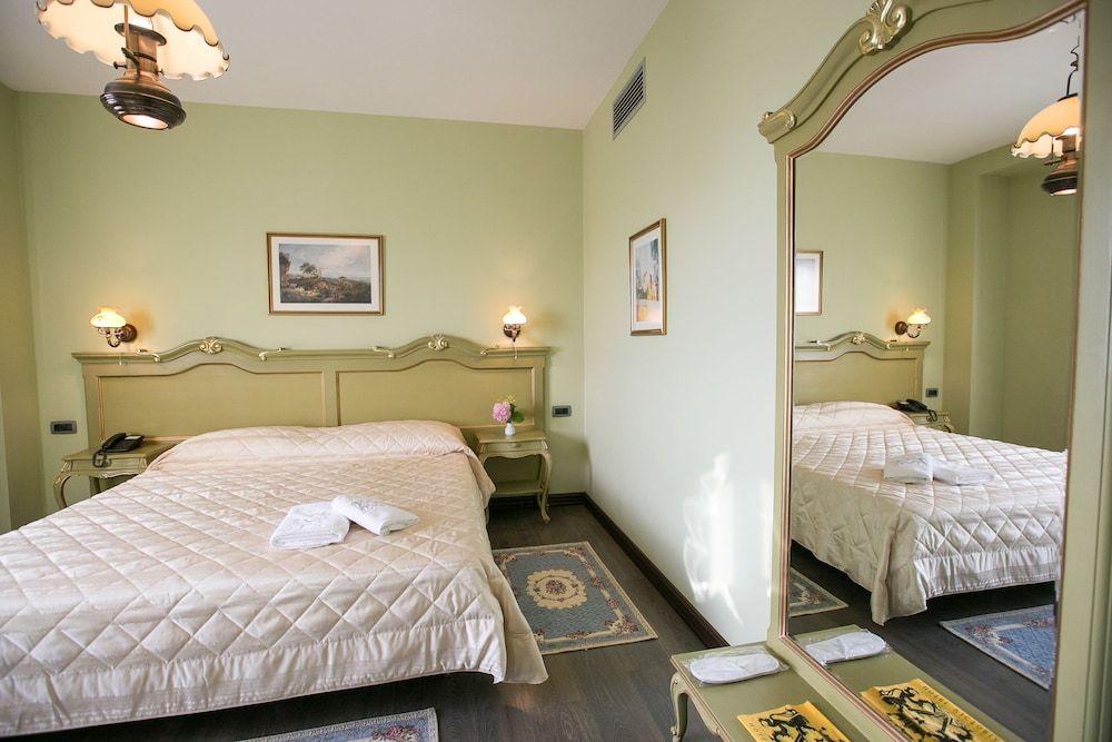 Hotel Victoria Double Room