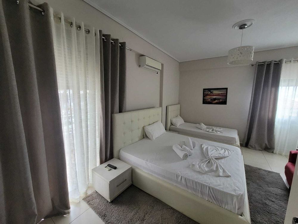 Triple Room, Partial Sea View