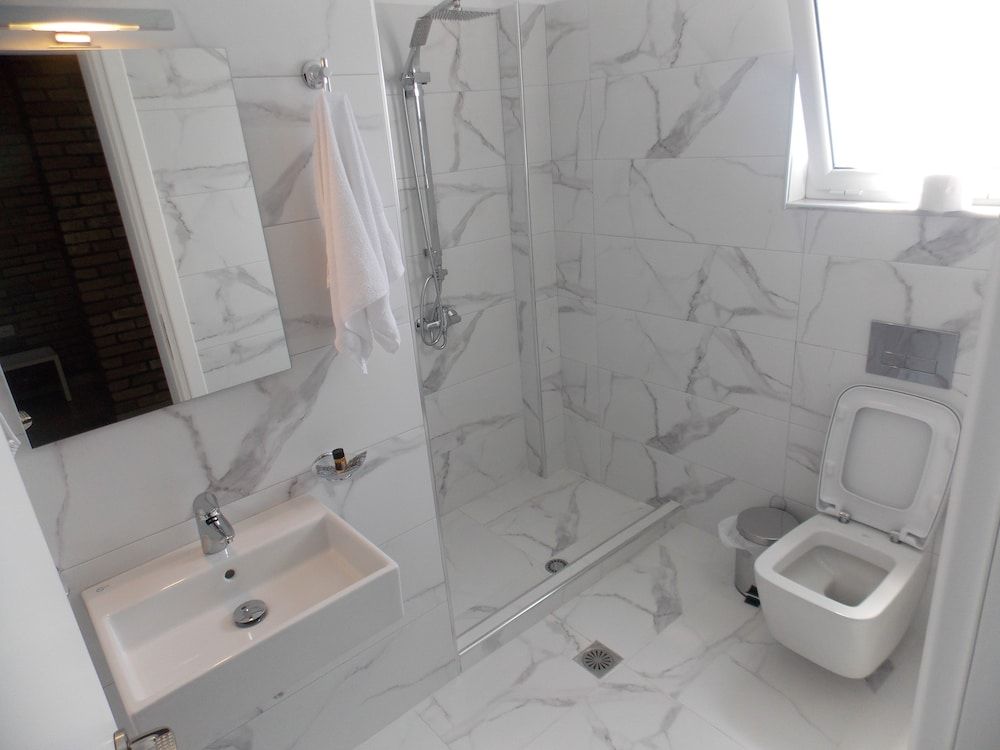 Hotel Piccolino Deluxe Double Room, Sea View 9