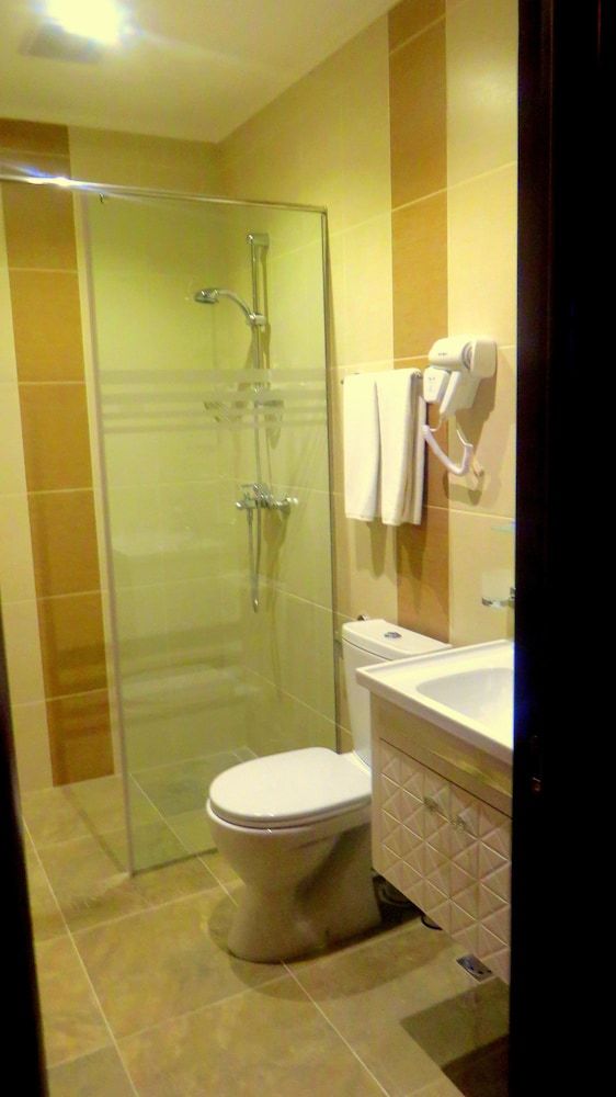 Park Avenue Hotel Standard Twin Room, City View 28