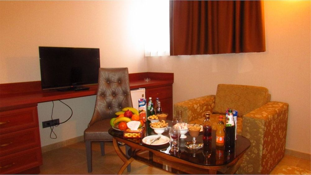 Park Avenue Hotel Standard Double Room, Garden View 24