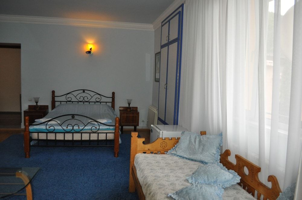 Casanova Inn Junior Suite, Balcony, Mountain View 2