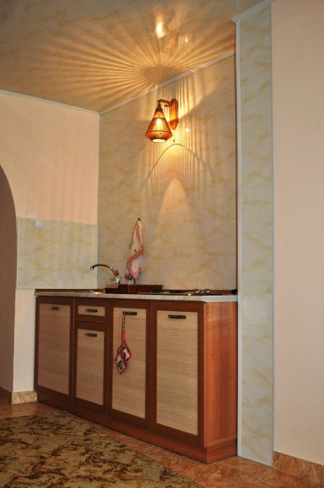 Casanova Inn Family Room, 1 Bedroom, Balcony 6