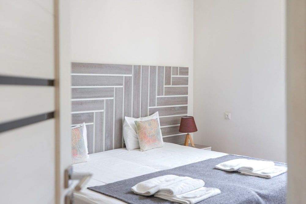 RIS Central Apartments Yerevan 1 bedroom on Amiryan 10 5