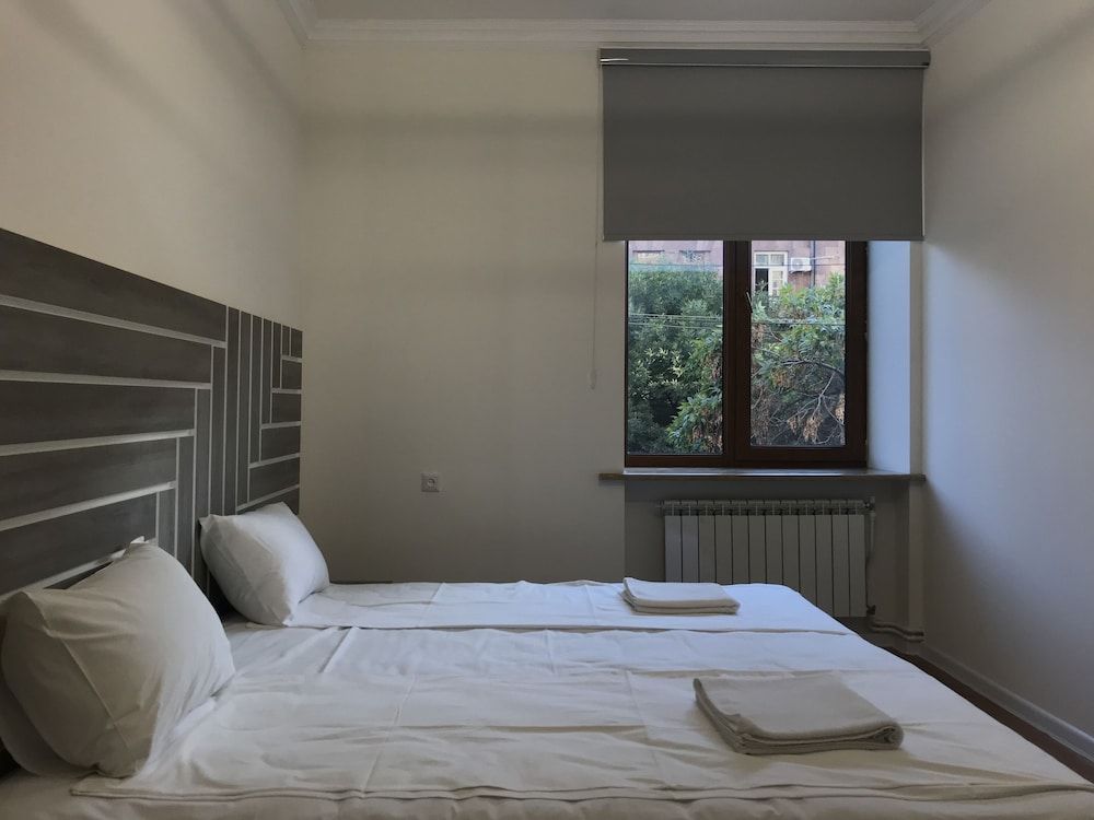 RIS Central Apartments Yerevan 1 bedroom on Amiryan 10