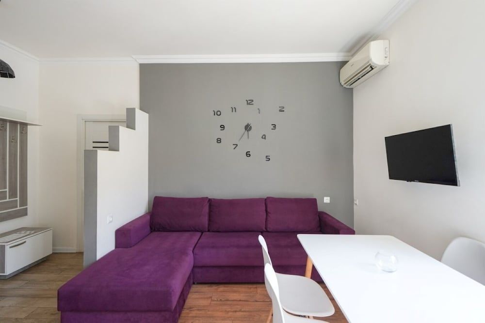 RIS Central Apartments Yerevan 1 bedroom on Amiryan 10 4