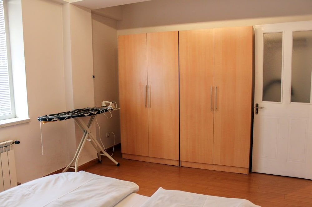 RIS Central Apartments Yerevan Apartment, 2 Bedrooms, Frik 10 21