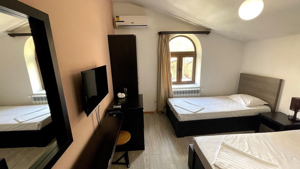 Economy Twin Room