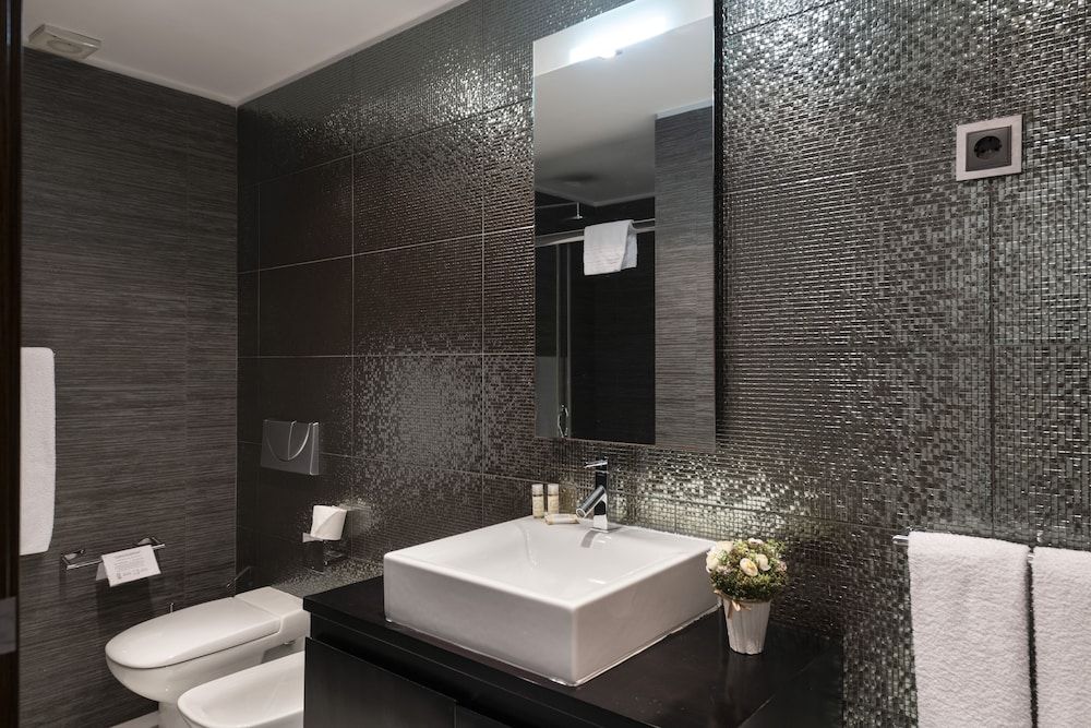 RK Suite Hotel Deluxe Studio Suite, Balcony 2