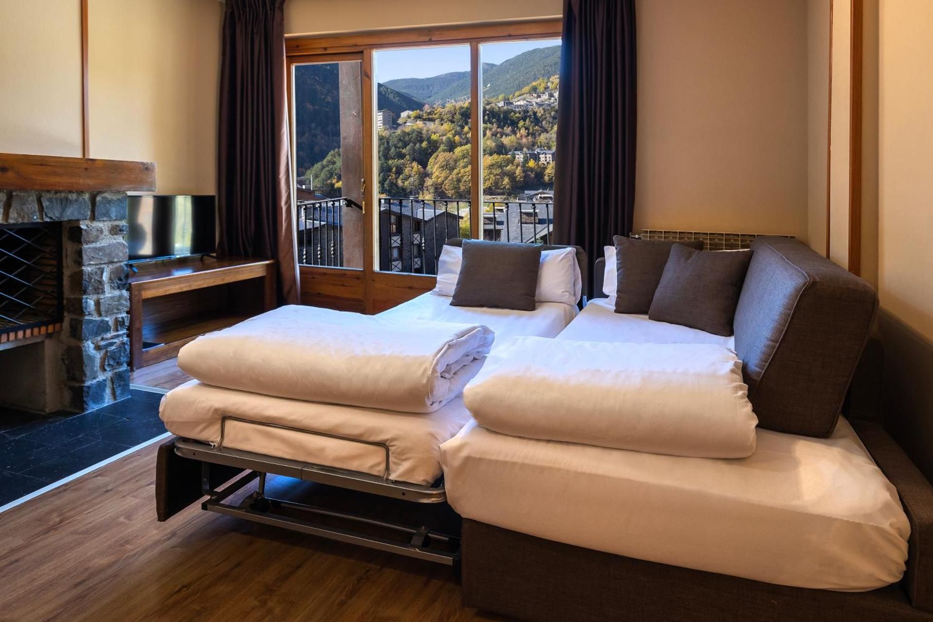Apartment (2-4 Adults) with Club Access