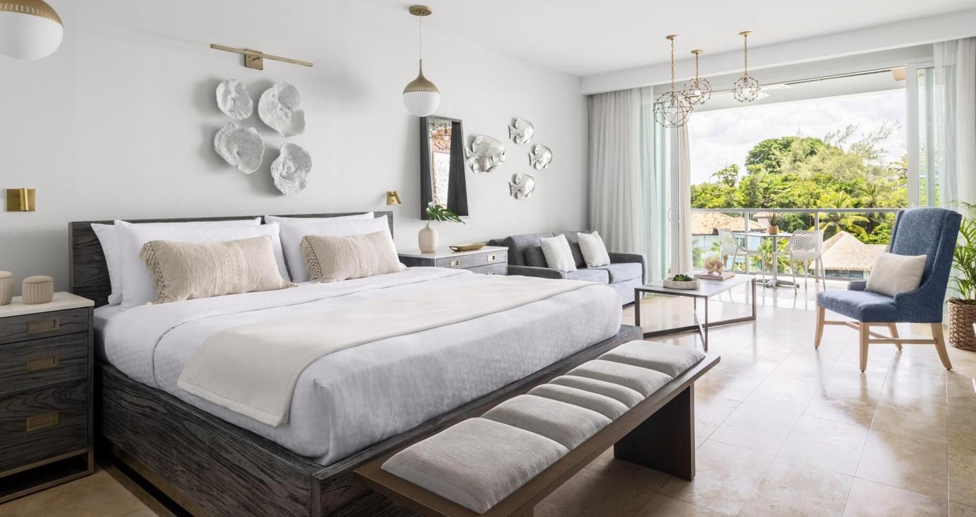Royal Seaside Oceanview Crystal Lagoon Club Level Barbados Suite w/ Patio Tranquility Soaking Tub