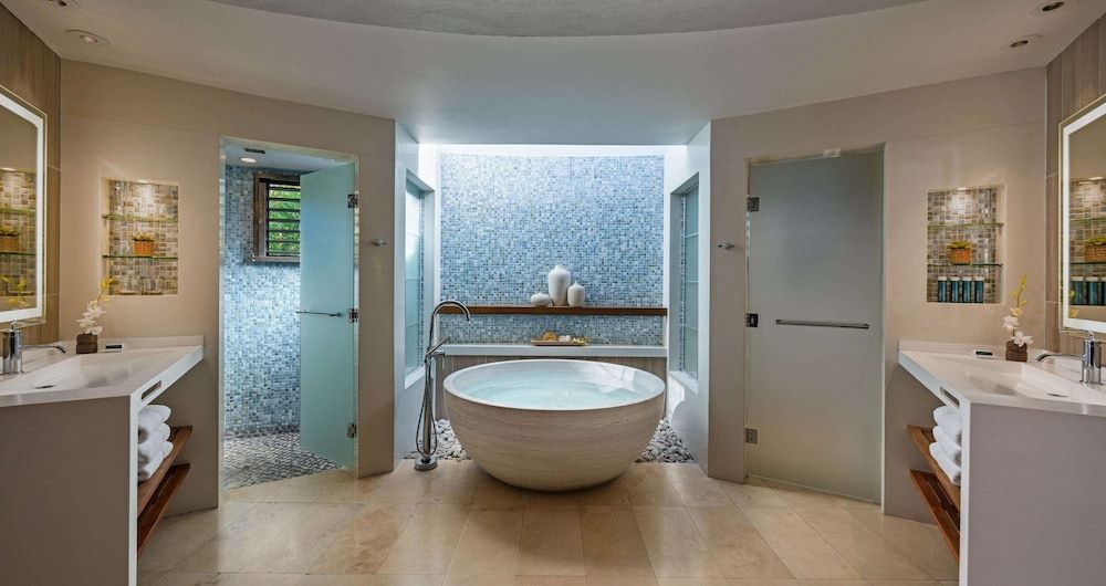 Romantic Suite, 1 Bedroom, Garden View (South Seas Royal Rondoval)