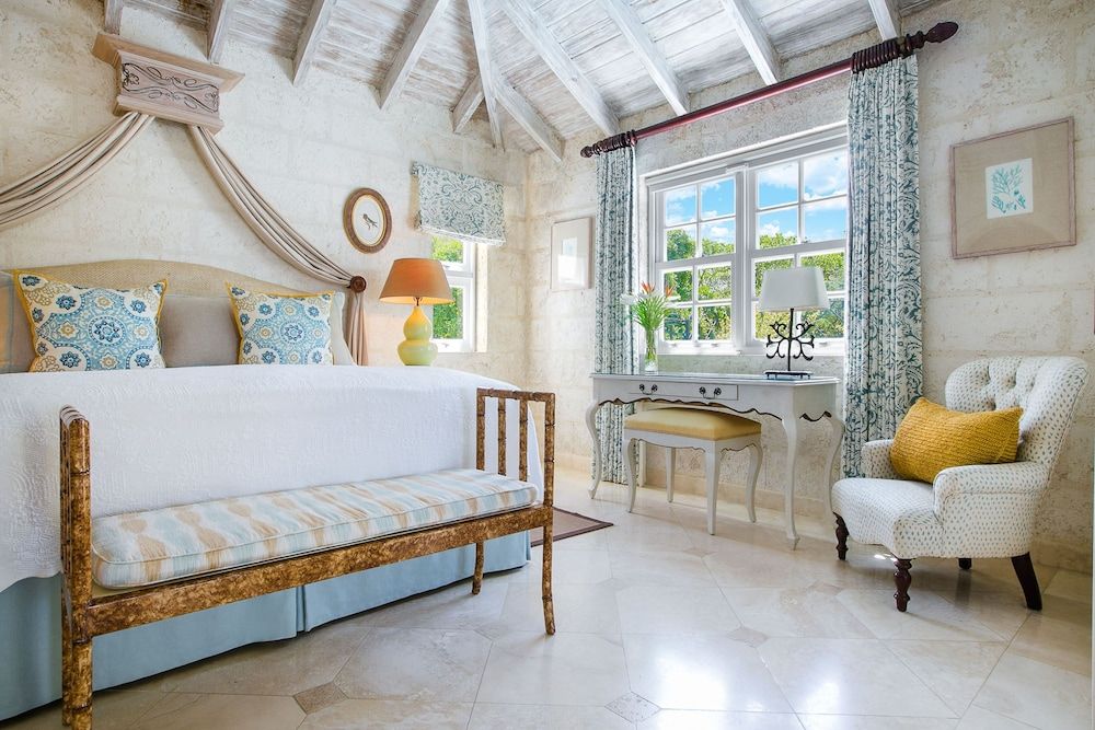 Luxury Suite (Plantation)