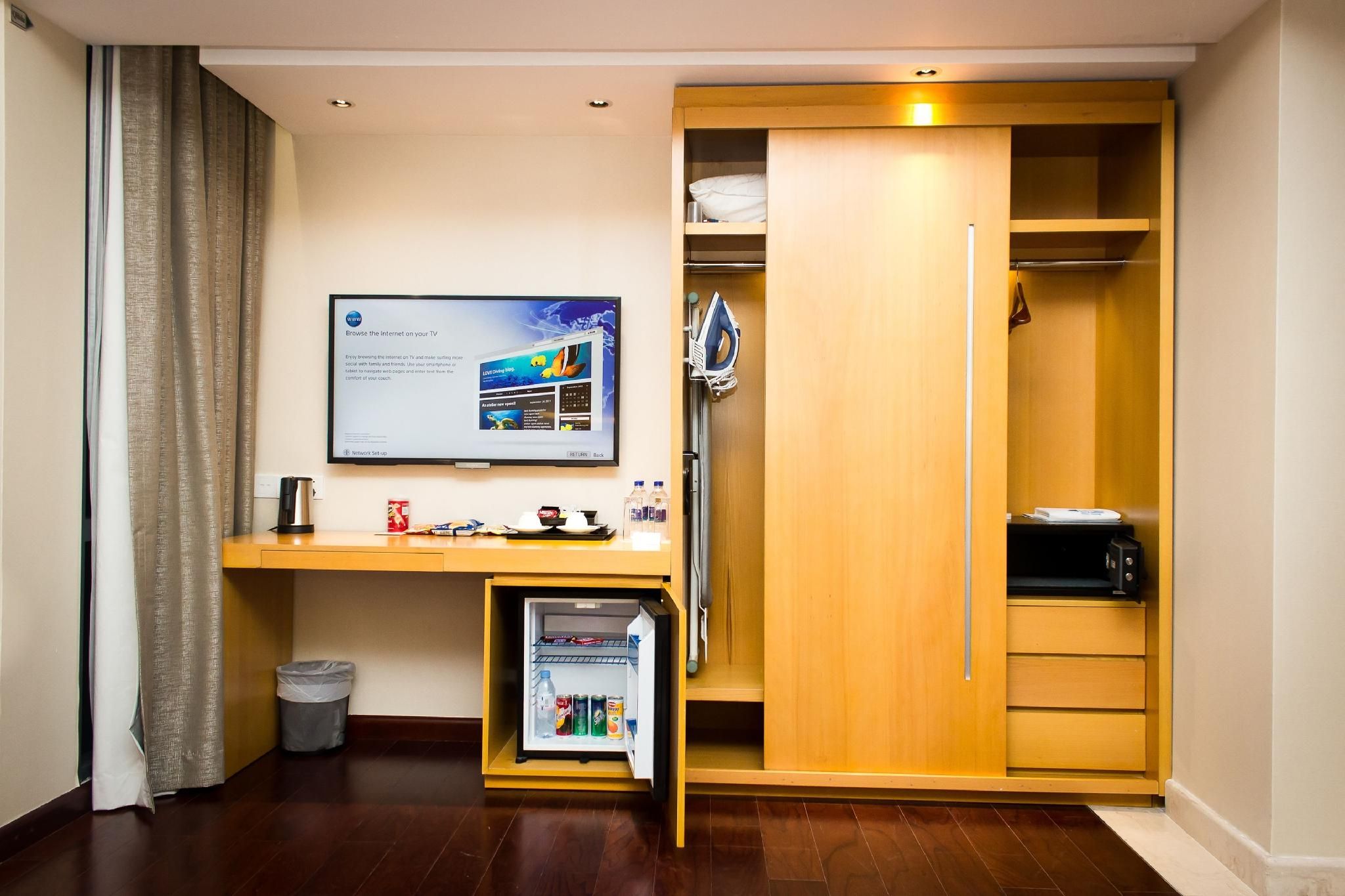 Lakeshore Banani Executive Premium Deluxe Room 17