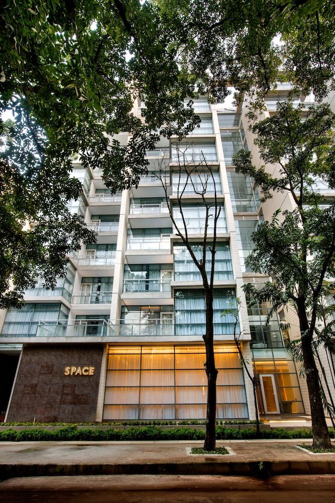 undefined Space Apartments 3