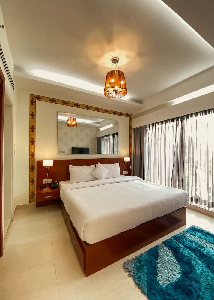 Coventina Lake Suites Deluxe Room, Lake View 3