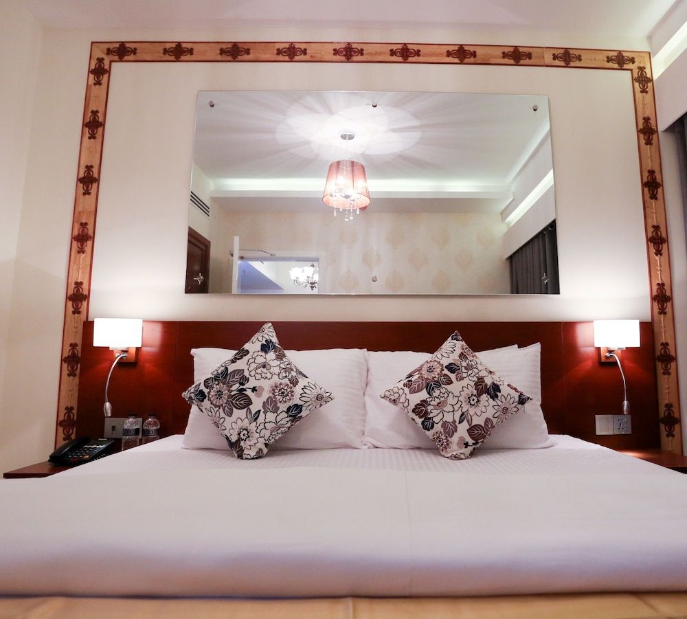 Coventina Lake Suites Deluxe Room, Lake View