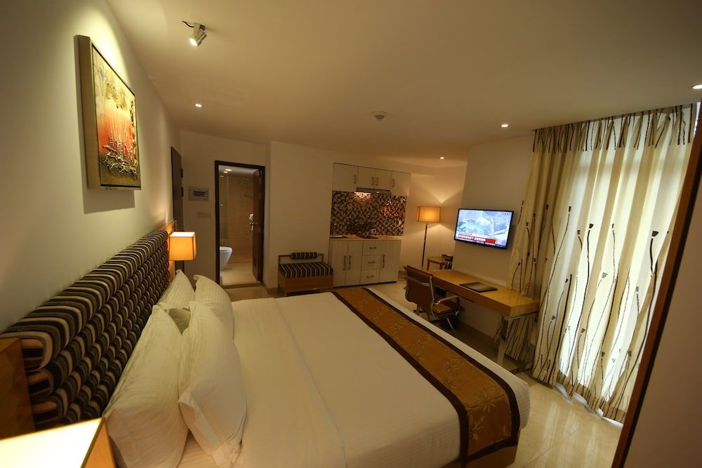 Hotel Bengal Canary Park Royal Suite Kitchenette Double Occupancy 2