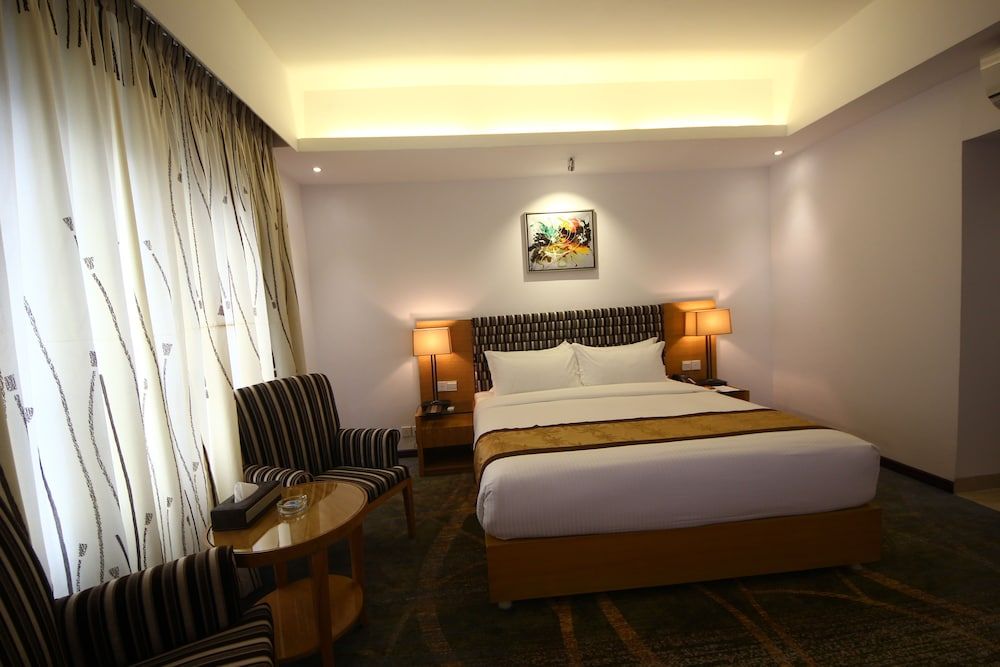 Hotel Bengal Canary Park Royal Suite Kitchenette Double Occupancy 4