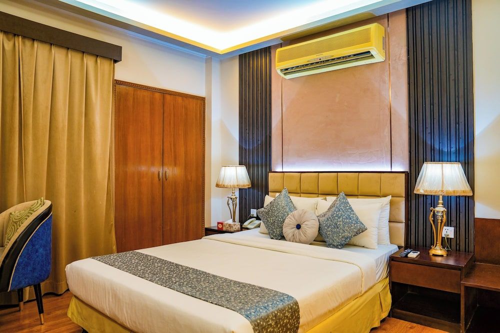 undefined Hotel Swiss Garden 9