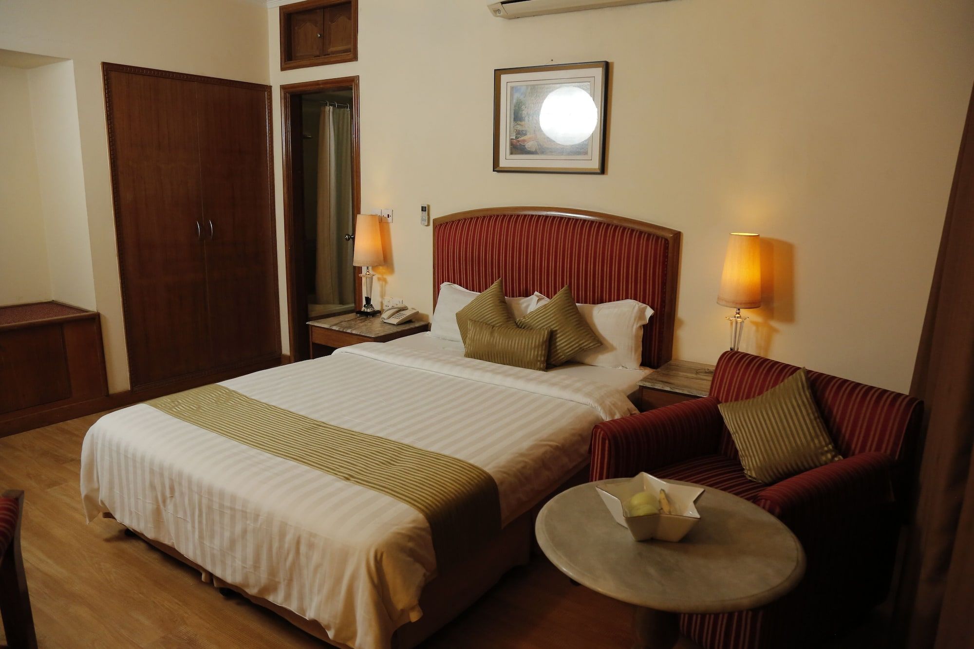 undefined Hotel Swiss Garden 7