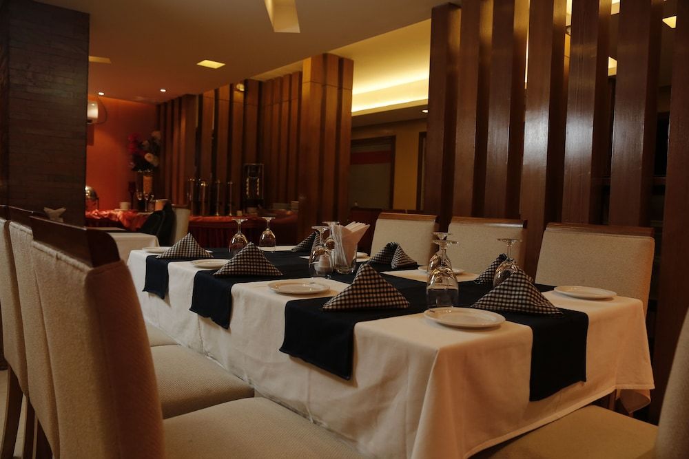 undefined Hotel Swiss Garden 10