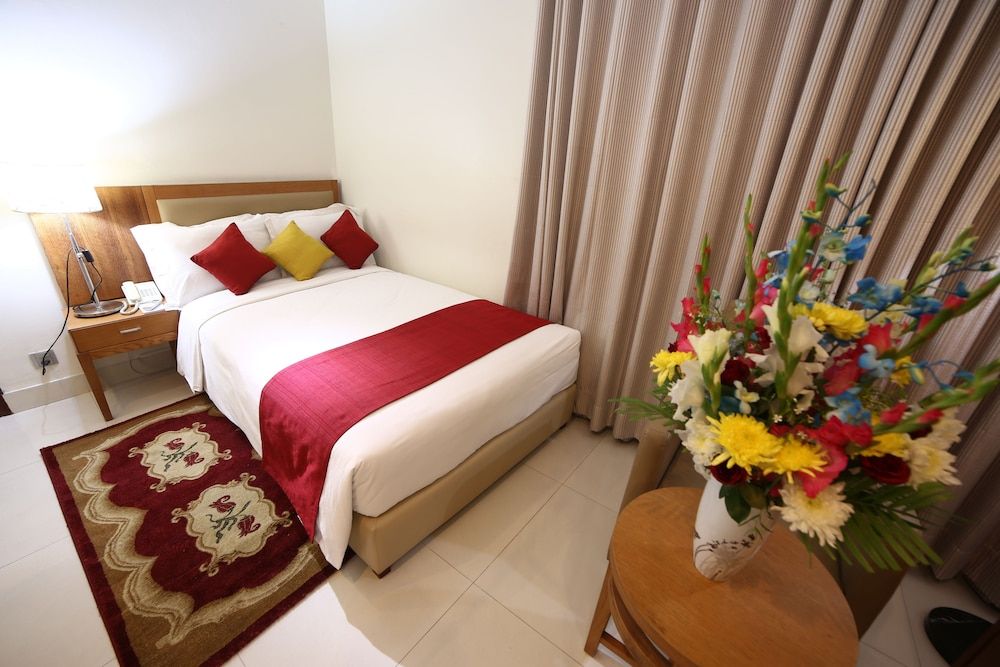 Nascent Gardenia Suites Deluxe Double Room, 1 Bedroom 2