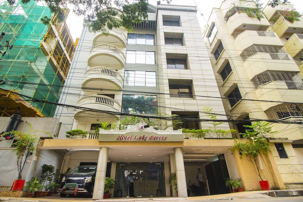 undefined Hotel Lake Breeze 6