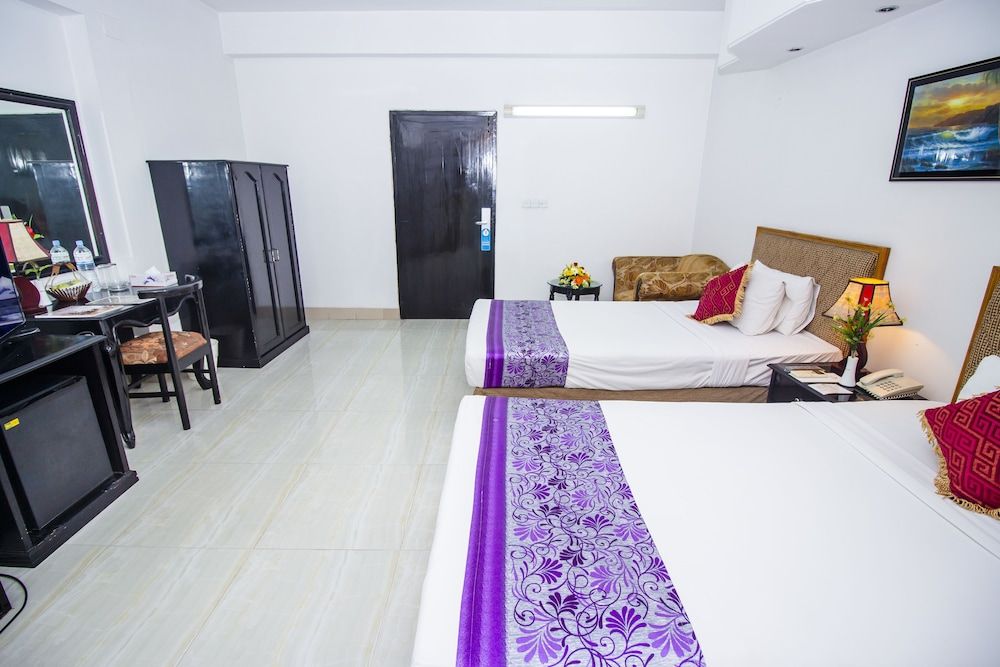 undefined Hotel Lake Breeze 10