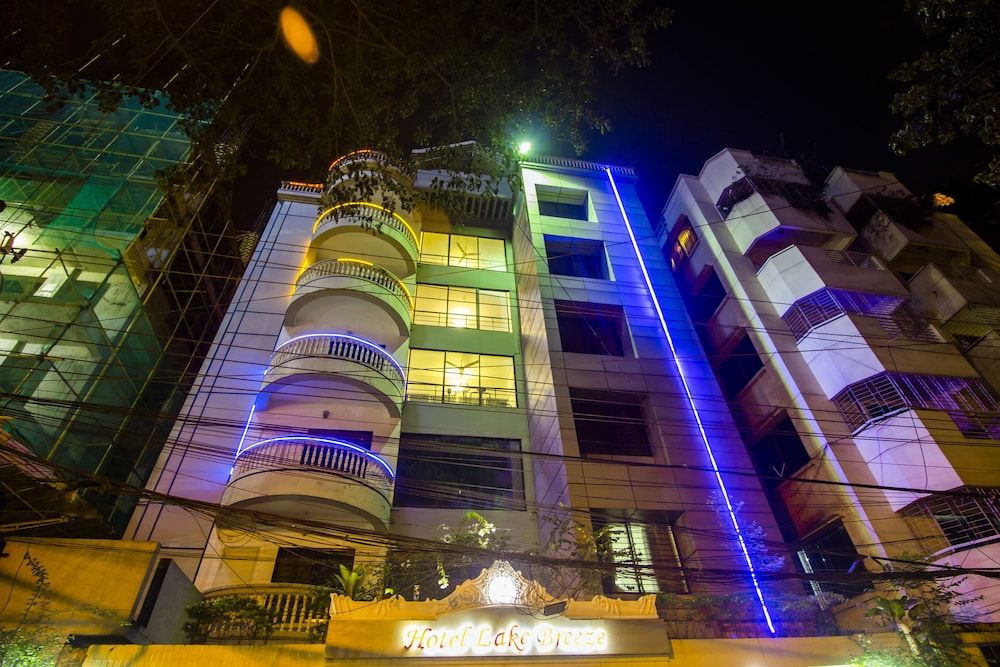 undefined Hotel Lake Breeze 7