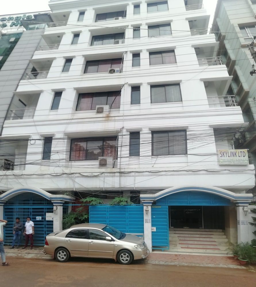 undefined Hotel Skylink 5