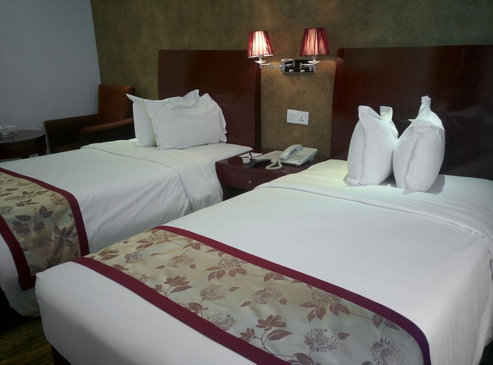 undefined Hotel Bengal Inn 5
