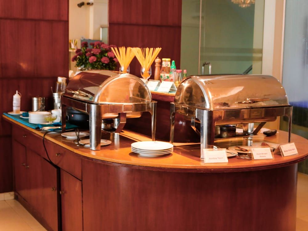undefined Hotel Bengal Inn 9