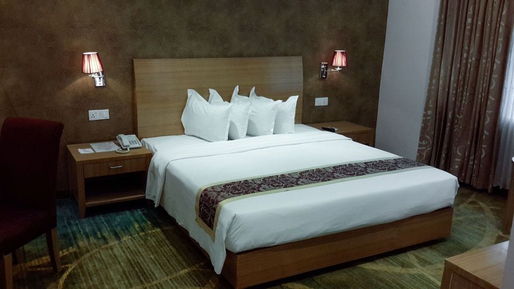 undefined Hotel Bengal Inn 6