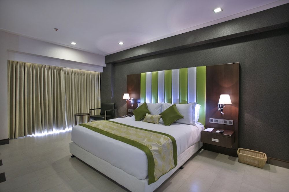 undefined Platinum Grand 9
