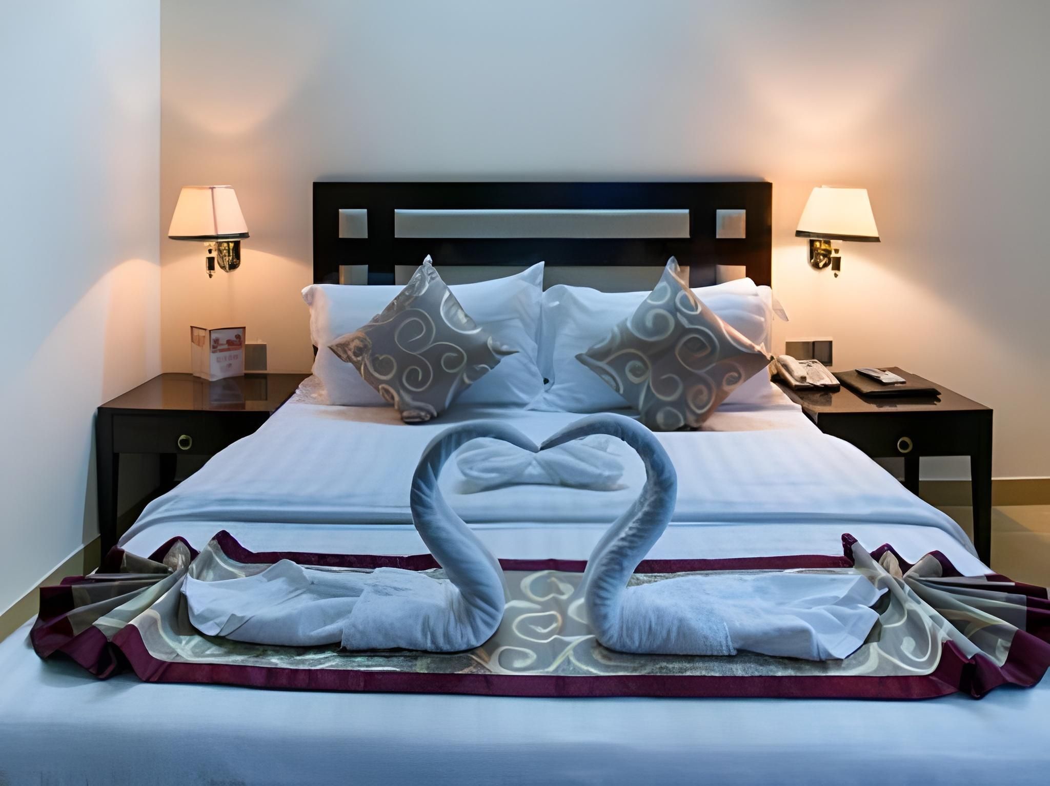 FARS Hotel & Resorts Deluxe King Room 12
