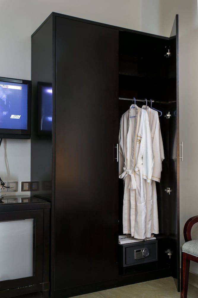 FARS Hotel & Resorts Deluxe King Room 18
